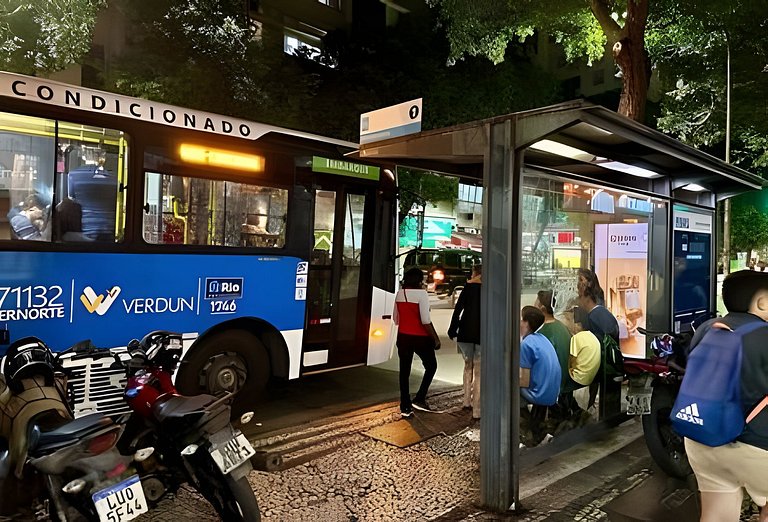 Central style, Metrô, Praia, top para casal