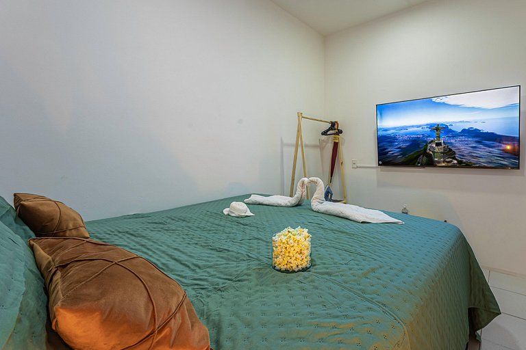1 min da praia • King Bed • Home Office • casal