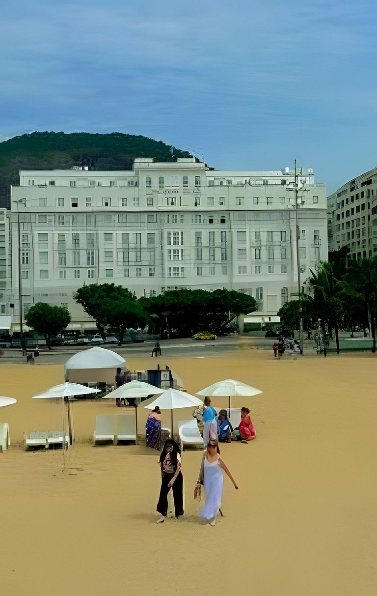 Apt a 1min da praia Copacabana ao lado do metrô